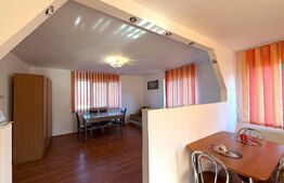 Casa 3 camere, 130 mp, 400 teren, 4 parcari, zona Valea Chintaului