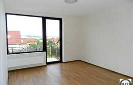 Oferta casa de inchiriat, 400 mp utili + teren 400 mp