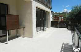 Oferta casa de inchiriat, 400 mp utili + teren 400 mp