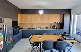 Penthouse cu 4 camere, 95 mp, 2 parcari subterane, panorama, zona Iris