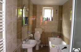 Casa individuala de vanzare, 100 mp utili cu teren de 470 mp, zona Avram Iancu!