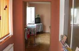 Casa individuala de vanzare, 100 mp utili cu teren de 470 mp, zona Avram Iancu!