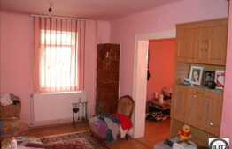 Casa individuala de vanzare, 100 mp utili cu teren de 470 mp, zona Avram Iancu!