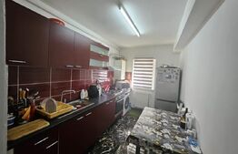 Apartament 2 camere, decomandat, 48 mp utili, parcare, zona Florilor