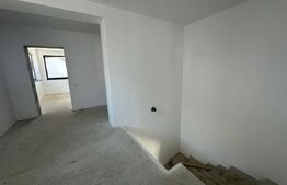Casa familiala spatioasa de vanzare - Predeal