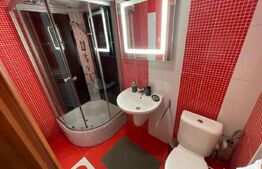 Apartament 3 camere, 107 mp, 2 parcari, garaj, zona străzii Trifoiului