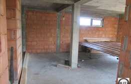 Duplex de vanzare, 120 mp, curte pavata, pozitionare excelenta!