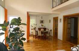 Casa D+P+E+M, 430 mp plus garaj, zona frumoasa si linistita