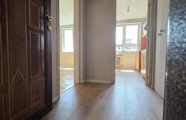 Apartament 2 camere, etaj intermediar, zona centrala, lift nou