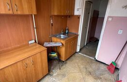 Apartament 2 camere, etaj intermediar, zona centrala, lift nou