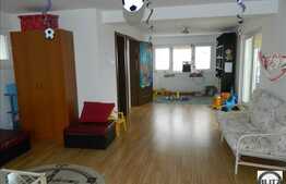 Vanzare casa, 200 mp P+E+M si 578 mp teren, acces facil