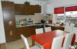 Vanzare casa, 200 mp P+E+M si 578 mp teren, acces facil