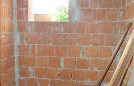 Casa individuala la rosu, 136 mp utili si 1000 mp teren