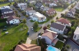 Casa premium, 5 camere, 243 mp utili, 665 mp de teren, acces restrictionat