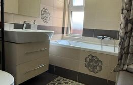 Apartament 2 camere, decomandat, mobilat si utilat, loc parcare - zona Tractorul