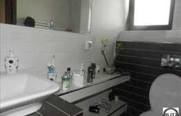 Casa 4 camere, 200 mp, teren 725 mp, front 24 ml, imobil nou, zona linistita!