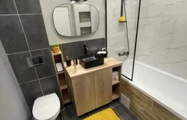 Casă înșiruită, la cheie, 2 garaje, ansamblu inchis, zona TERRA