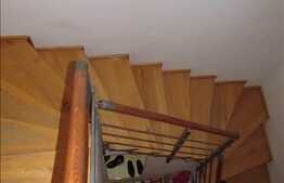 Casa 3 camere, 120 mp, teren 215 mp, balcon, terasa, garaj, zona linistita!