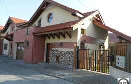 Casa vintage ultrafinisata, 4 camere, 157 mp, teren 233 mp, garaj, parcare