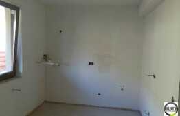 Duplex de vanzare cu 108 mp utili, locatie linistita, semifinisat! 250 mp teren!