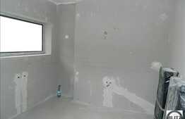 5 camere, 230 mp, teren 491 mp, semifinisata, in zona linistita de case!