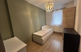 Apartament 3 camere, 55 mp, zona Vivo