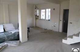 Casa insiruita 105 mp, teren de 244 mp, front 10 ml, zona excelenta! Imobil 2013