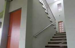 Casa de vanzare, 300 mp, teren 378 mp, zona linistita de case