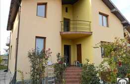 Casa de vanzare, 300 mp, teren 378 mp, zona linistita de case