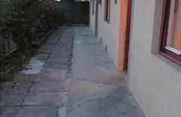 Vanzare casa 3 camere, 99 mp, teren 208 mp, posibilitate mansardare, zona de top