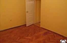 Vanzare casa 3 camere, 99 mp, teren 208 mp, posibilitate mansardare, zona de top