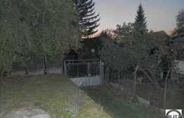 Casa de vanzare, 65 mp utili, teren 640 mp, front 18 ml, zona linistita!