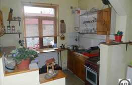 Casa de vanzare, 100 mp, teren 1200 mp, cartierul Iris!