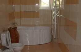 Zona Hasdeu, aproape de Facultatea de Medicina si Farmacie!