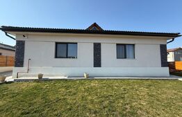 Casă Unifamilială Nouă, 118 mp, Curte 500 mp, Corușu