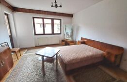 Vilă cu priveliște spre Tâmpa, în zonă liniștită din Brașov