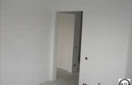 Triplex de vanzare cu 120 mp utili, semifinisat! Acces facil spre Polus!