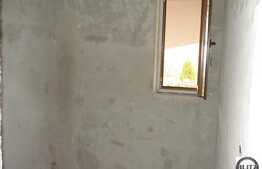 Triplex de vanzare cu 120 mp utili, semifinisat! Acces facil spre Polus!