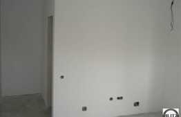 Triplex de vanzare cu 120 mp utili, semifinisat! Acces facil spre Polus!