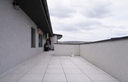 Apartament 3 camere 76mp utili, terasă 74mp, 2băi, parcare, Sub Cetate