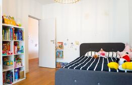 Apartament 3 camere 76mp utili, terasă 74mp, 2băi, parcare, Sub Cetate