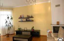 Casa individuala, 8 camere, 300 mp utili, teren 600 mp, zona linistita de case