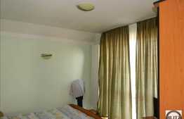 Casa individuala, 8 camere, 300 mp utili, teren 600 mp, zona linistita de case