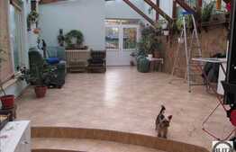 Vanzare casa, 295 mp utili, 426 mp teren, cateva minute de zona zero a orasului!