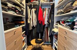 Casa spatioasa cu 5 camere, 3 bai si ciubar zona Florilor