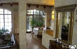 Liniste si relaxare la 5 minute de centrul orasului! Doua case la pret de una!