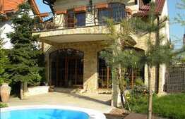 Liniste si relaxare la 5 minute de centrul orasului! Doua case la pret de una!