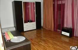 Vanzare casa 6 camere, 360 mp utili, teren 250 mp, garaj dublu, zona linistita!