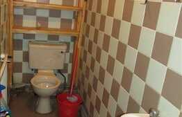 2 case de vanzare, in acceasi curte, 256 mp, teren de 659 mp, zona centrala!