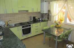 Casa de vanzare, 130 mp, cu teren de 250 mp, in zona nou dezvoltata!